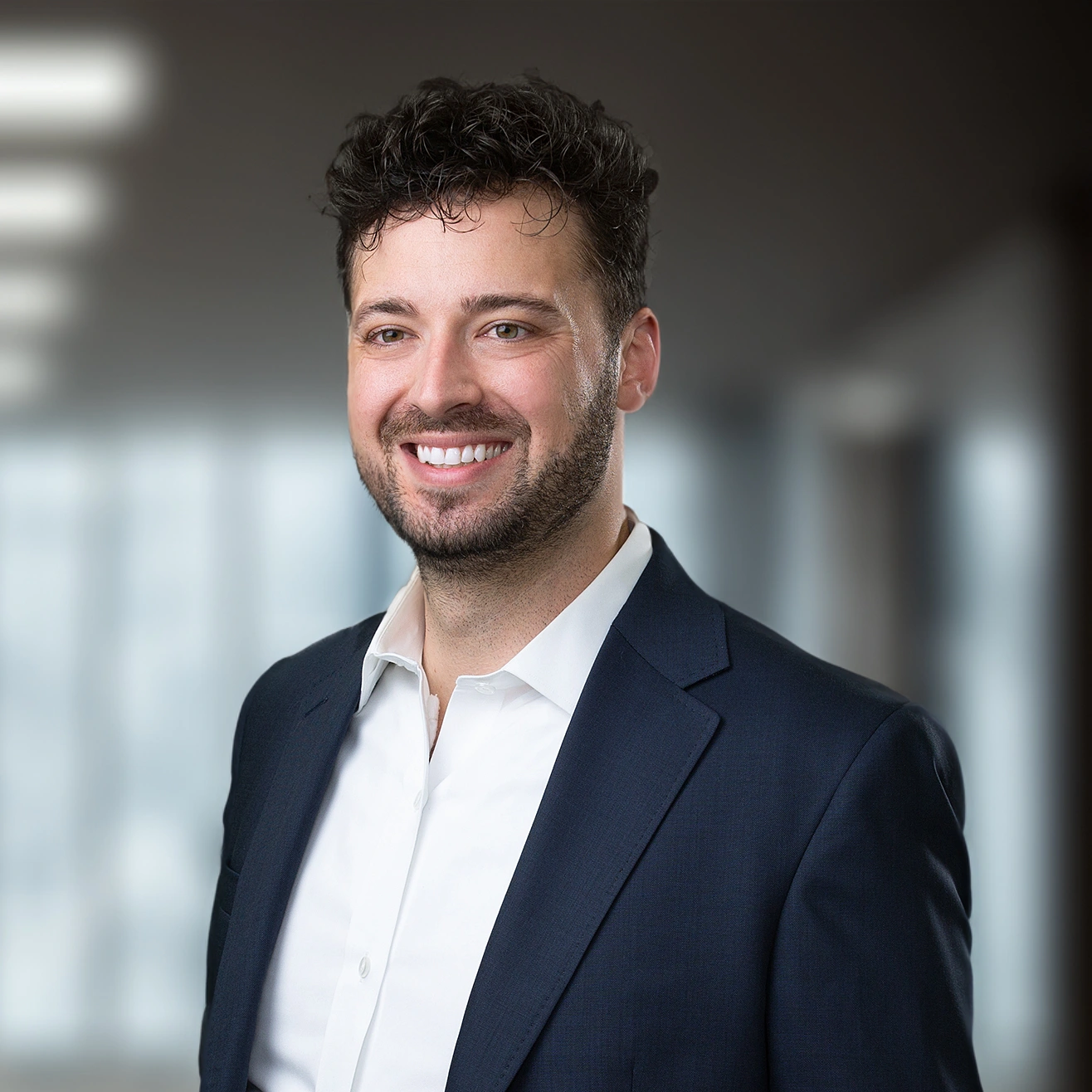 Attorney profile: Thomas E.